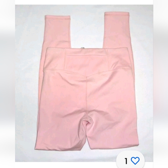NWT Fabletics Run Anywhere High Waisted Legging Soft Shell Pink  2XL 18/20 - Picture 5 of 16